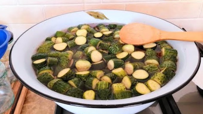 Готую ВЕЛИКИМИ ПОРЦІЯМИ все літо! Огірочки по-фінськи — найсмачніша закрутка на зиму!