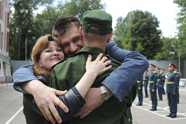 До чого сняться проводи в армію - 14 тлумачень з різних сонників