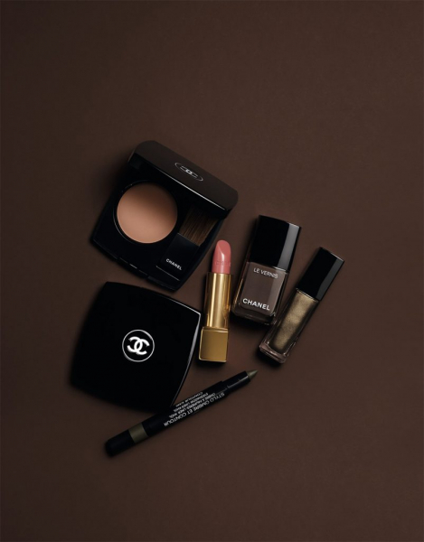 Золота осінь: Chanel показали нову колекцію декоративної косметики