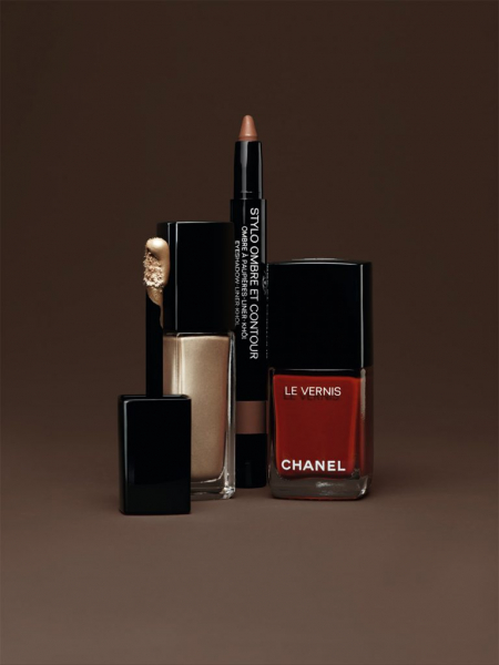 Золота осінь: Chanel показали нову колекцію декоративної косметики