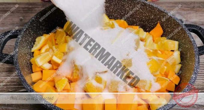Готую гарбуз на зиму “як манго”: яскравий десерт, який їдять навіть ті, що не люблять гарбуз