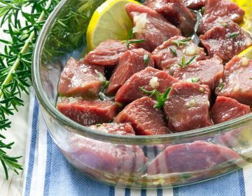 Як маринувати м’ясо на шашлик: свинину, яловичину, індичку