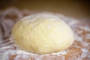 Пиріжки з печінкою і рисом, яйцем, картоплею