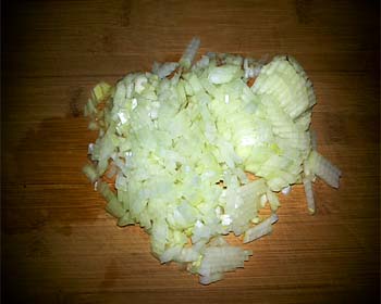 Картопля з куркою, грибами і овочами в горщиках, запечена в духовці. Покроковий рецепт з фото
