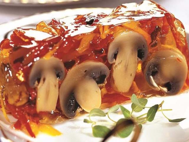 Заливне з курки з желатином – 9 рецептів з фото покроково