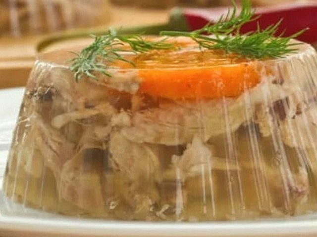 Холодець з курки: 7 покрокових рецептів приготування смачного холодцю