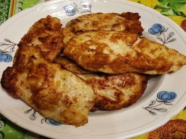 Куряче філе в клярі: як приготувати філе курки на сковороді