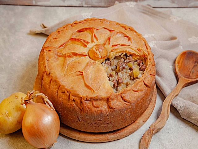 Як приготувати біляші з мясом в духовці. 6 смачних домашніх рецептів