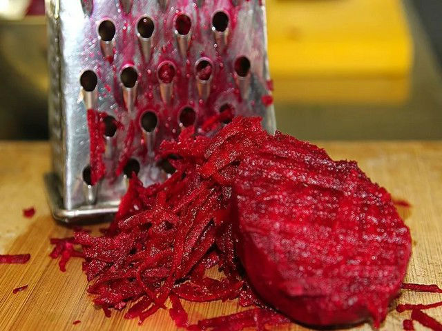 Яйця, фаршировані різними начинками. 12 простих і дуже смачних рецептів
