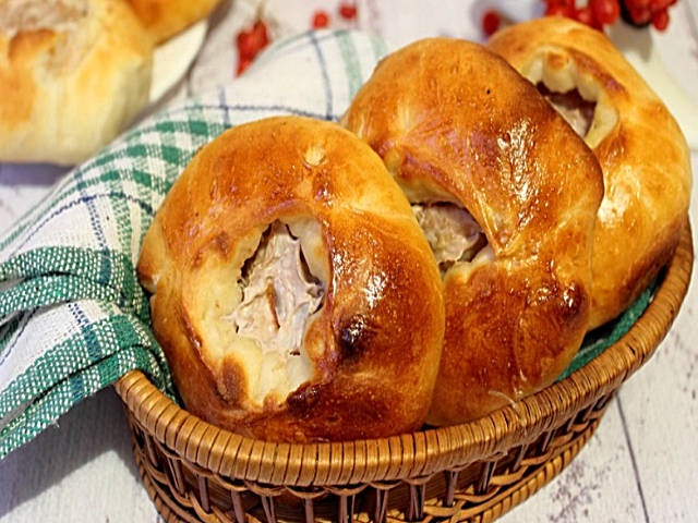 Як приготувати біляші з мясом в духовці. 6 смачних домашніх рецептів