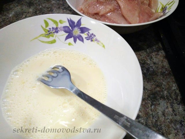 Куряче філе в клярі: як приготувати філе курки на сковороді