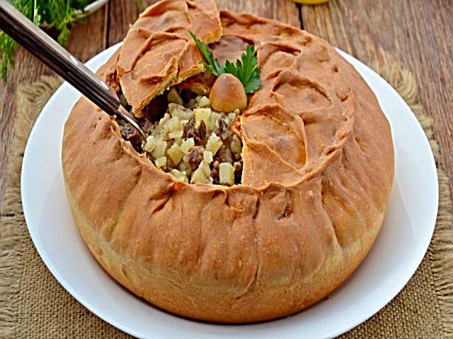 Як приготувати біляші з мясом в духовці. 6 смачних домашніх рецептів