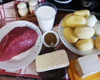 М’ясо по-французьки з картоплею в духовці рецепт з фото