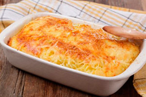 Запіканка з макаронів з ковбасою: 4 рецепти на кожен день