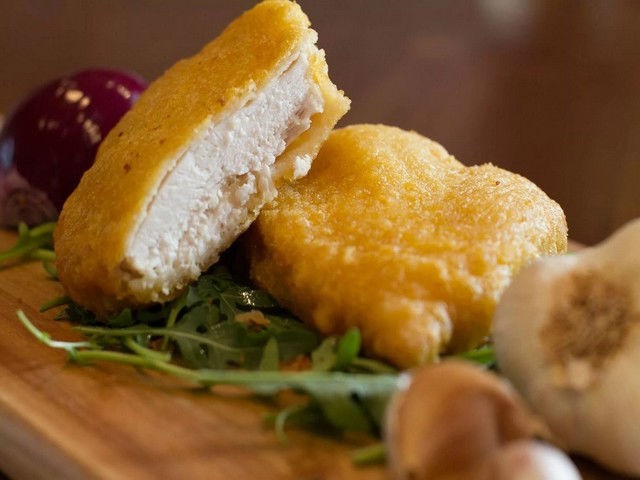 Куряче філе в клярі: як приготувати філе курки на сковороді