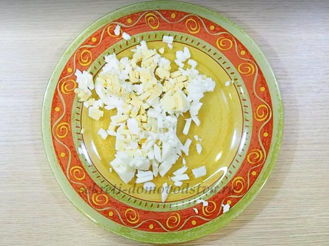Салат “Мишки в сирі” — рецепт з ананасами і куркою