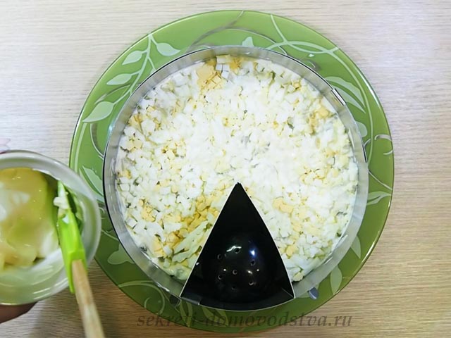 Салат “Мишки в сирі” — рецепт з ананасами і куркою