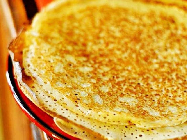 Млинці на воді — 9 смачних покрокових рецептів