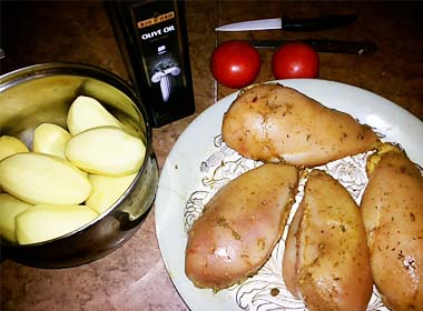 Курка з картоплею в духовці. Рецепти страв з курки