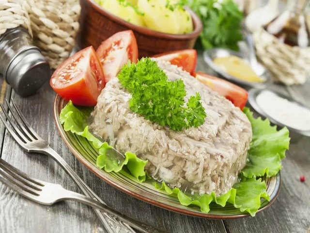 Холодець з курки: 7 покрокових рецептів приготування смачного холодцю