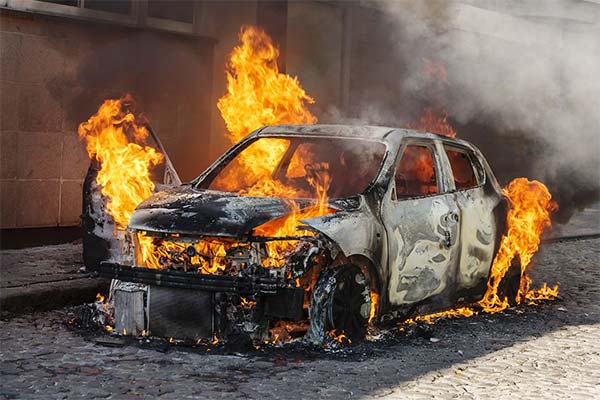 До чого сниться автомобіль жінці чи чоловікові - 100 тлумачень із різних сонників