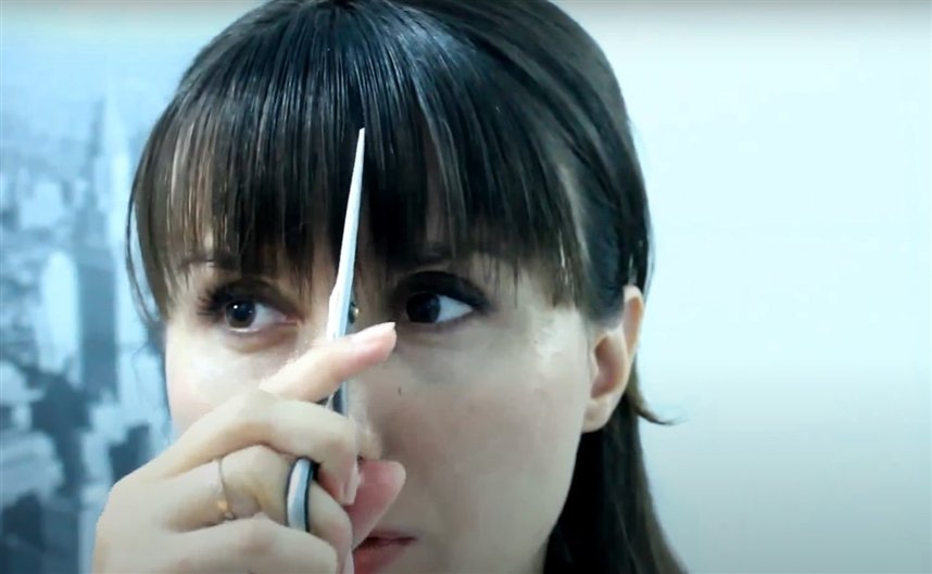 Способи підстригти чубок самої себе в домашніх умовах: фото