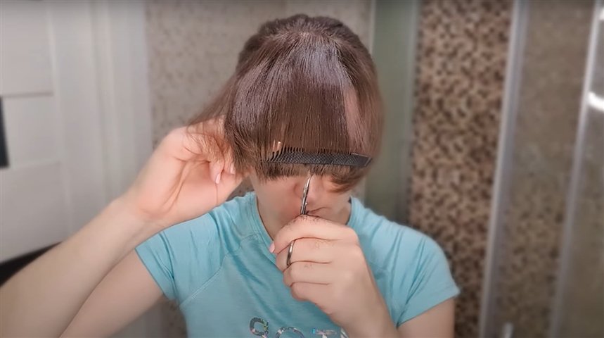 Способи підстригти чубок самої себе в домашніх умовах: фото