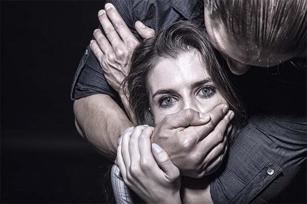 До чого сниться ґвалтівник — 38 тлумачень із різних сонників.