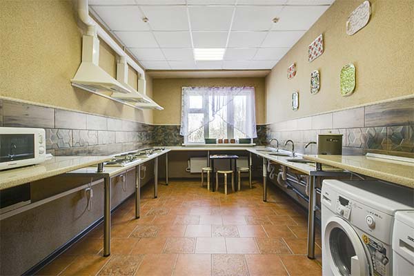 До чого сниться гуртожиток жінці чи чоловікові — 49 тлумачень із різних сонників.