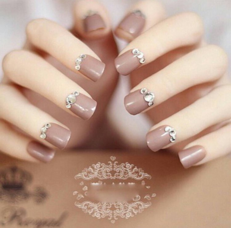 @Krisnail_Art
