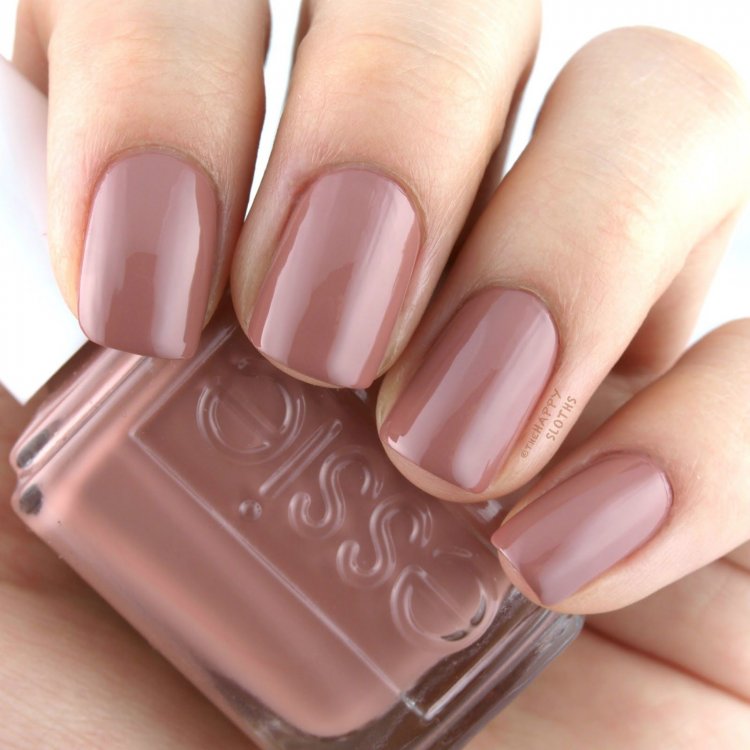 Лаки телесные 2020 Essie