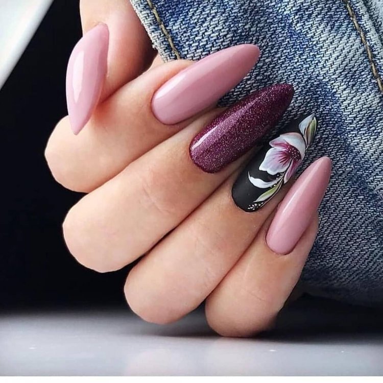 Стильные длинные ногти